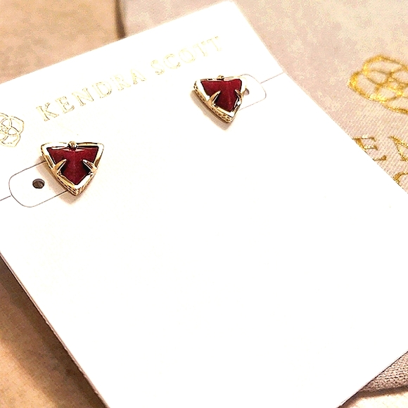 NEW Kendra Scott Perry Stud Earrings in Gold Raspberry Labradorite - Picture 5 of 6